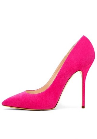 В новой коллекции обуви от марки Casadei весна-лето 2011 представлены