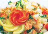Салат с рисом и лососем 