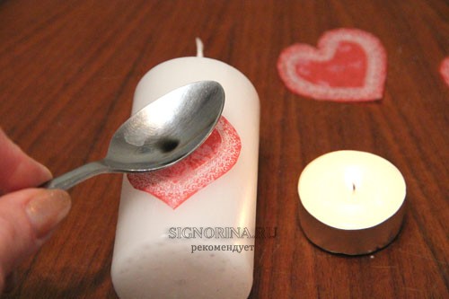 Как сделать декупаж на свече на День всех влюблённых