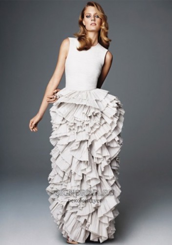 Фото коллекции вечерних платьев H&M Exclusive Conscious весна-лето 2012 
