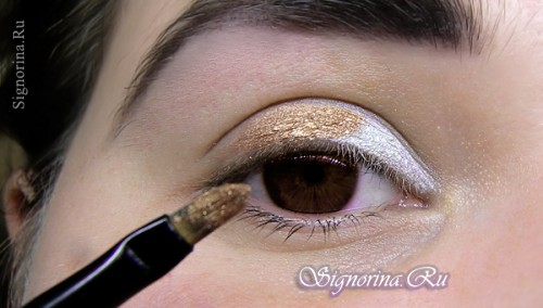 Как сделать повседневный макияж для карих глаз: фото 3