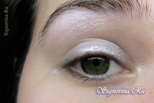 Вечерний макияж для зеленых глаз пошагово: фото 1