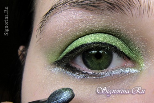 Вечерний макияж для зеленых глаз пошагово: фото 7