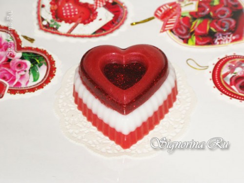 Подарок на день Святого Валентина своими руками: мыло в форме сердца