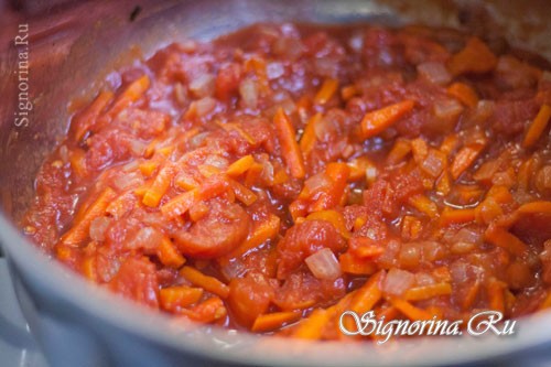 Потушите помидоры с луком и морковкой: фото 5
