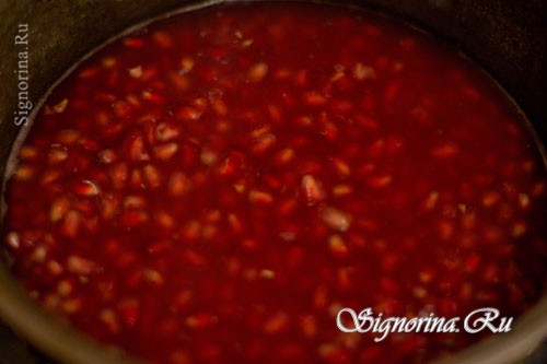 Приготовление гранатового соуса: 5