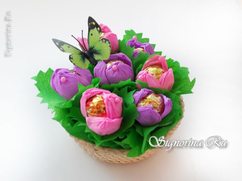 Мастер-класс «Букет цветов из конфет»: поделка к 8 марта с детьми
