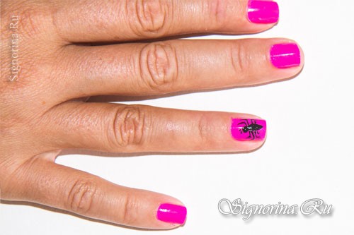 Ярко-розовый маникюр на коротких ногтях: фото 5