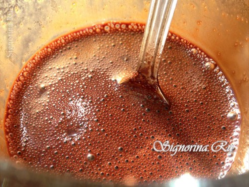 Соединение сахара, корицы и какао с горячей водой: фото 4