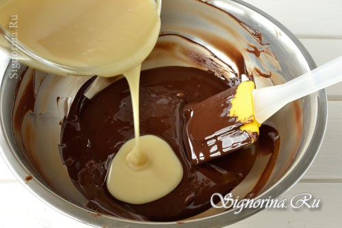 Соединение шоколада с маслом и сгущённым молоком: фото 6