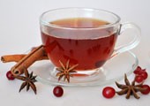 Витаминный чай с клюквой, имбирём и корицей: рецепт с фото