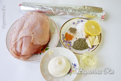 Ингредиенты для приготовления запеченной куриной грудки: фото 1