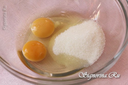 Соединение яиц и сахара: фото 1