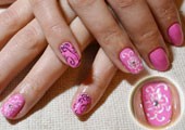 Маникюр розовым гель-лаком «Весенние цветы»: урок с пошаговыми фото