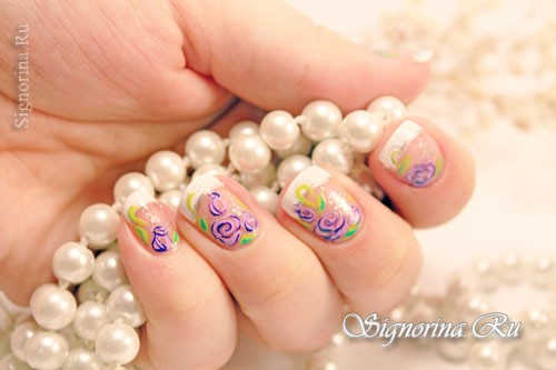 Свадебный френч на коротких ногтях с цветочным рисунком: фото 