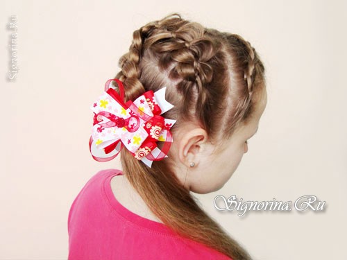 Прическа для девочки на длинные волосы с косами и бантиком: фото