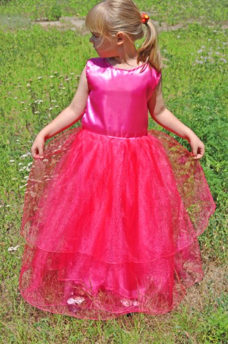 Платье для девочки на выпускной в детском саду: фото