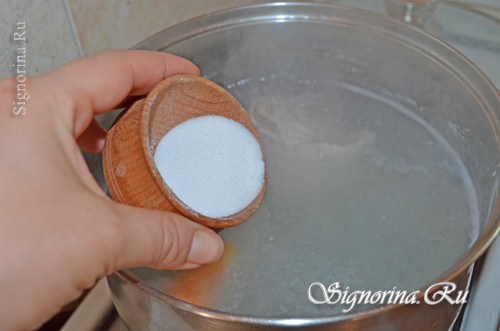 Добавление соли в бульон: фото 10