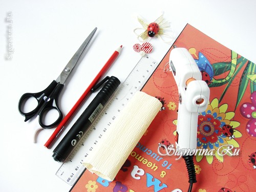 Инструменты и материалы для создания пасхальной открытки: фото 1
