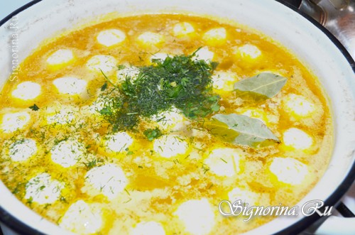 Рисовый суп с куриными фрикадельками: фото