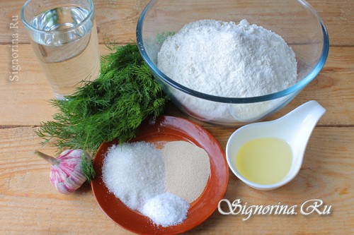Ингредиенты для приготовления белого хлеба с чесноком и укропом: фото 1