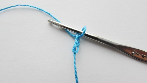 Мастер-класс по вязанию крючком летней ажурной косынки для девочки: фото 1