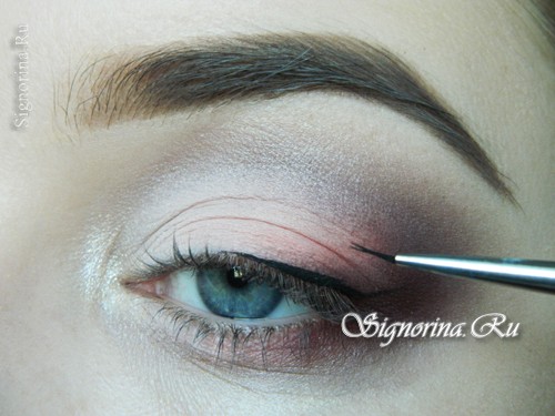 Урок для создания макияжа в персиковых тонах: фото 10