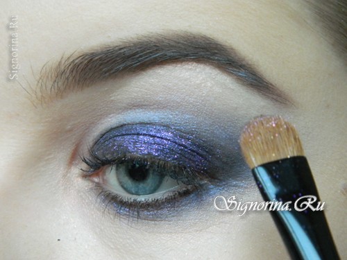Урок по созданию вечернего лилового макияжа: фото 7