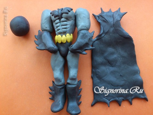 Мастер-класс по созданию Бэтмена из пластилина: фото 9