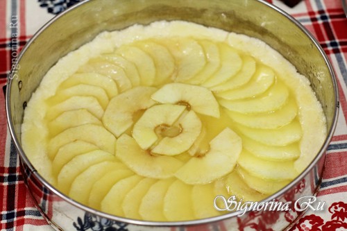Яблочная начинка пирога в глазури: фото 8