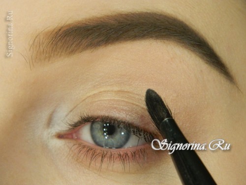 Урок макияжа на выпускной вечер для серых глаз: фото 3