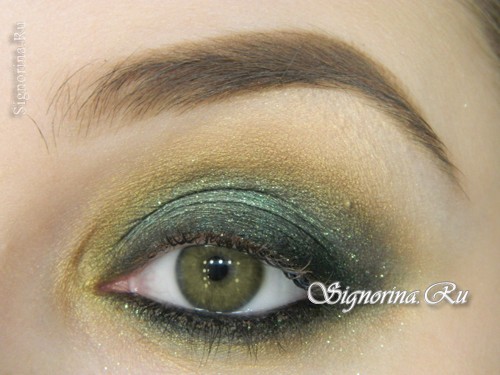 Урок макияжа на выпускной вечер для зелёных глаз: фото 12