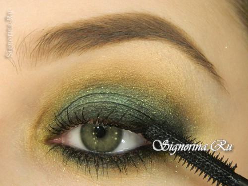 Урок макияжа на выпускной вечер для зелёных глаз: фото 14