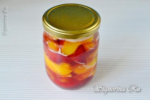 Выложить варенье из персиков пятиминутка на зиму в баночку и закатать фото 6
