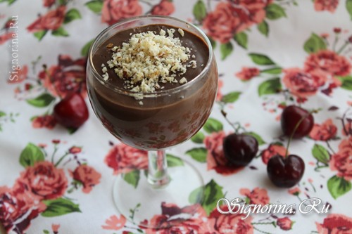 Шоколадный пудинг с орехами: рецепт с фото