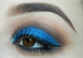 Синий макияж для карих глаз: урок пошагово с фото