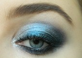 Вечерний макияж смоки айс для голубых глаз: урок пошагово с фото