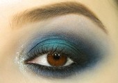 Красивый синий смоки для карих глаз: урок пошагово с фото