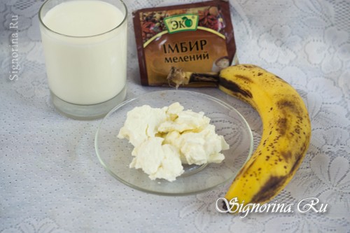 Ингредиенты для приготовления творожно-бананового смузи с имбирем для похудения