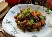 Вкусная тушёная капуста с чечевицей и грибами, рецепт ужина на скорую руку недорого