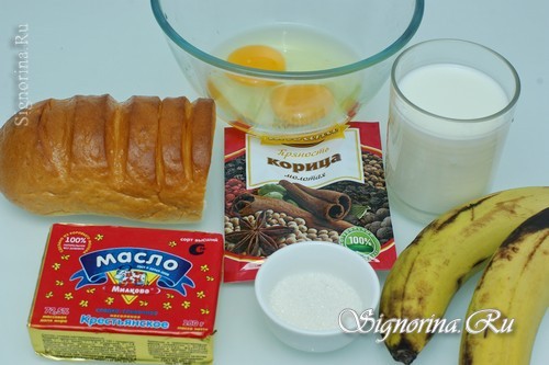 Ингредиенты для приготовления сладких бутербродов из батона с корицей и карамелизованными бананами