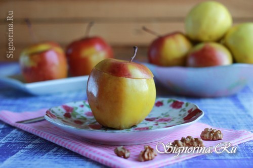 Быстрый десерт на завтрак из печеных яблок в мультиварке с медом, рецепт с фото