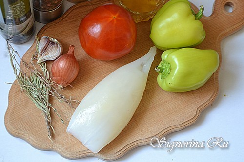 Ингредиенты для приготовления кальмаров с овощами на сковороде по-провански